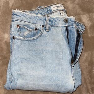 The Mom high rise jeans